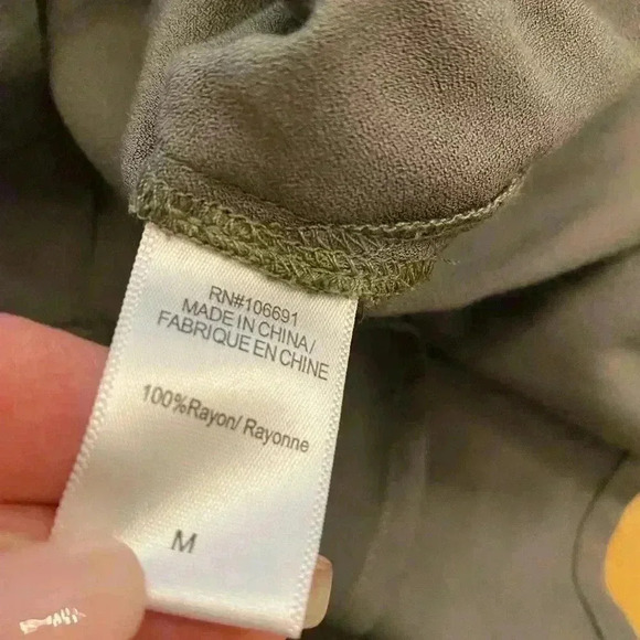 Young Fabulous & Broke Women's oversized khaki button down long sleeve blouse M - Picture 11 of 14